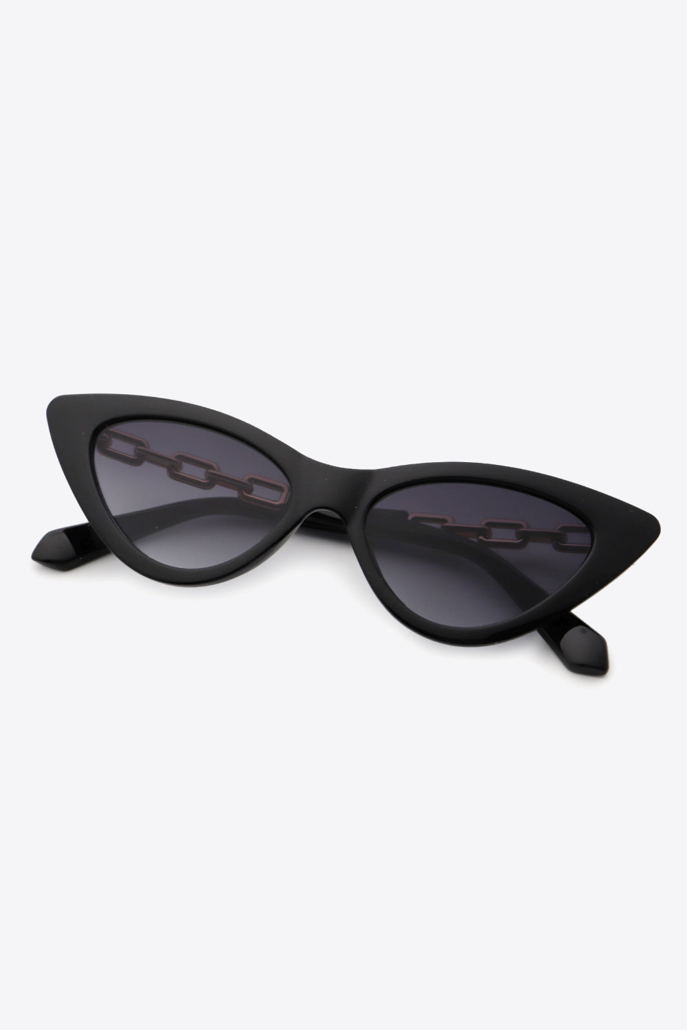 Chain Detail Cat-Eye Sunglasses king-general-store-5710.myshopify.com