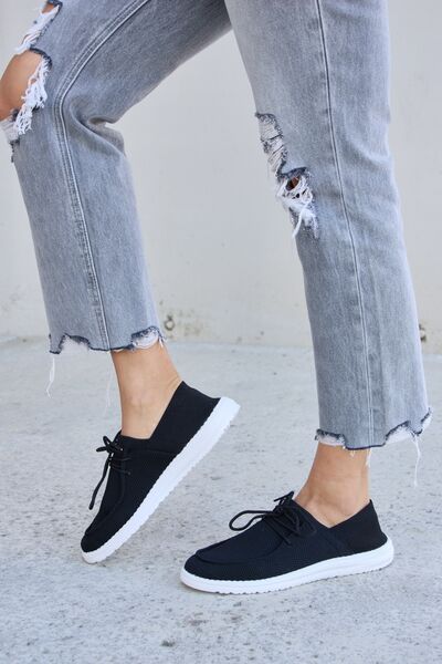 Forever Link Flat Round Toe Lace-Up Sneakers king-general-store-5710.myshopify.com