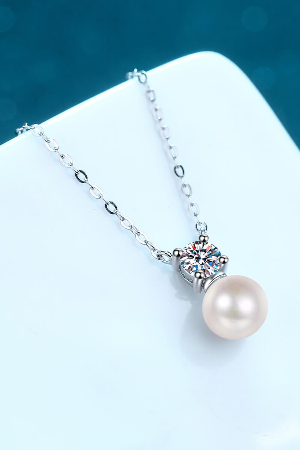 925 Sterling Silver Freshwater Pearl Moissanite Necklace - Kings Crown Jewel Boutique