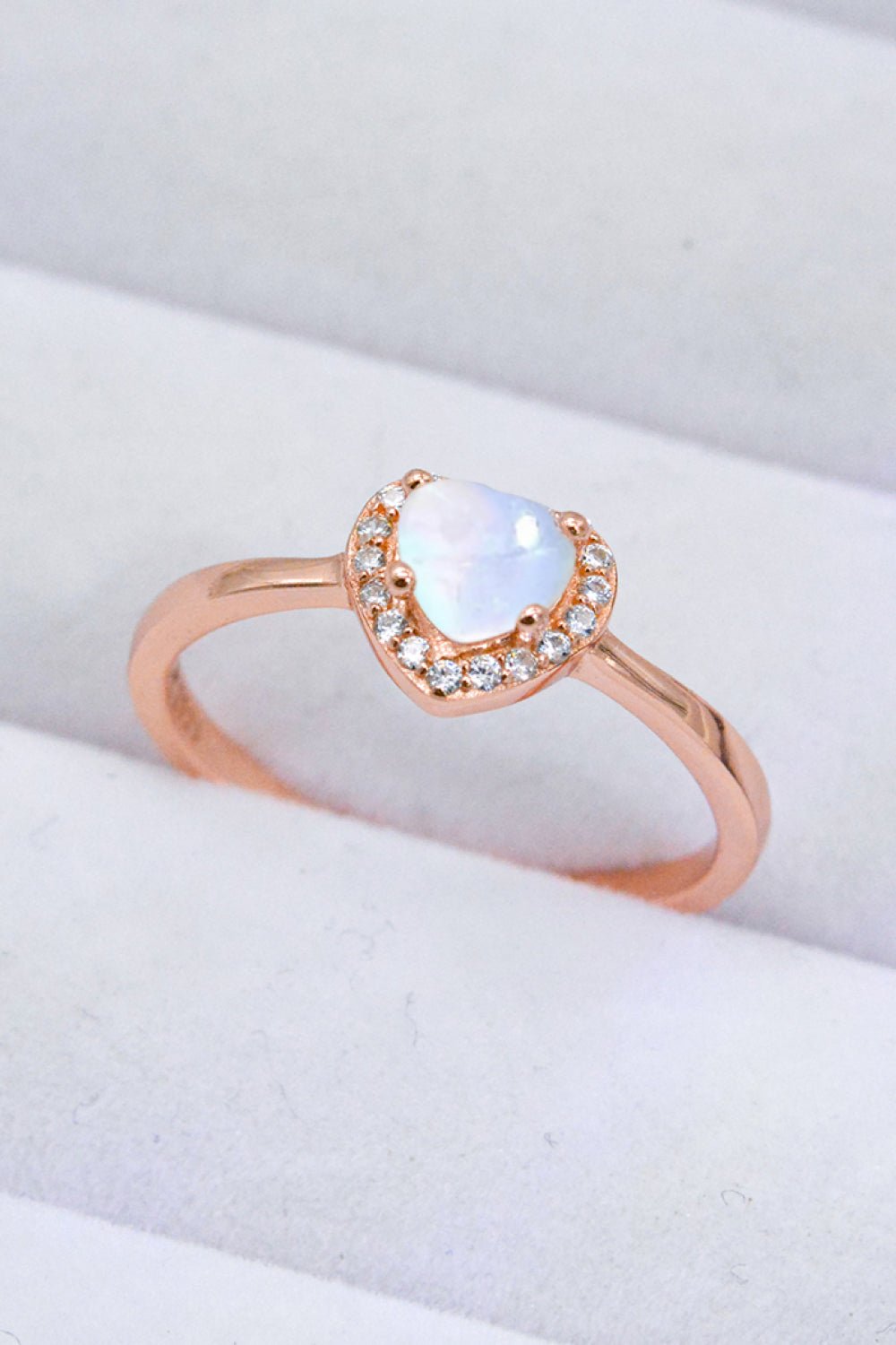 925 Sterling Silver Heart-Shaped Moonstone Ring - Kings Crown Jewel Boutique