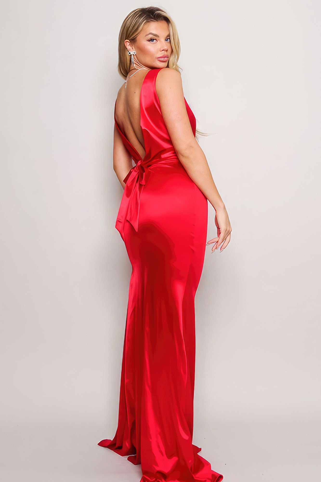 Sleeveless Deep V Low Back Bow Maxi Dress king-general-store-5710.myshopify.com