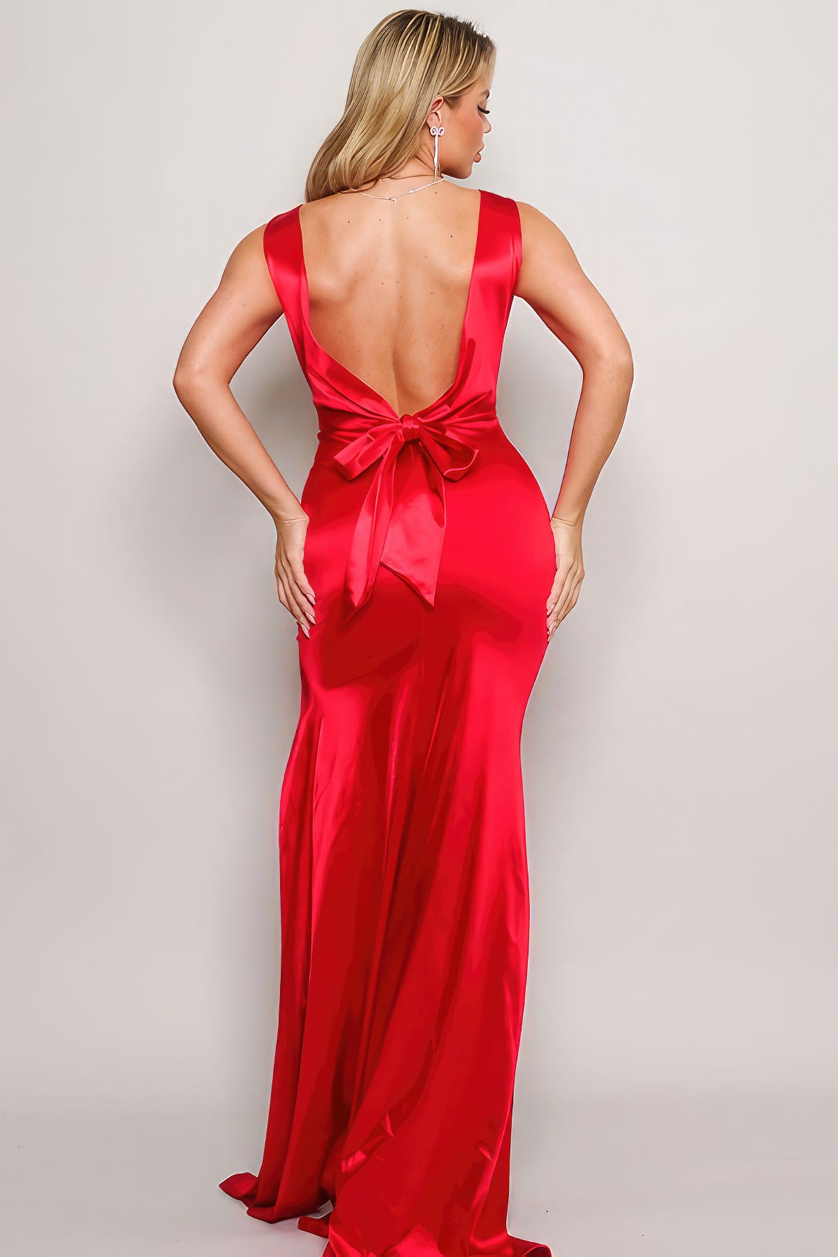 Sleeveless Deep V Low Back Bow Maxi Dress king-general-store-5710.myshopify.com