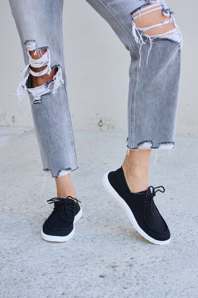 Forever Link Flat Round Toe Lace-Up Sneakers king-general-store-5710.myshopify.com