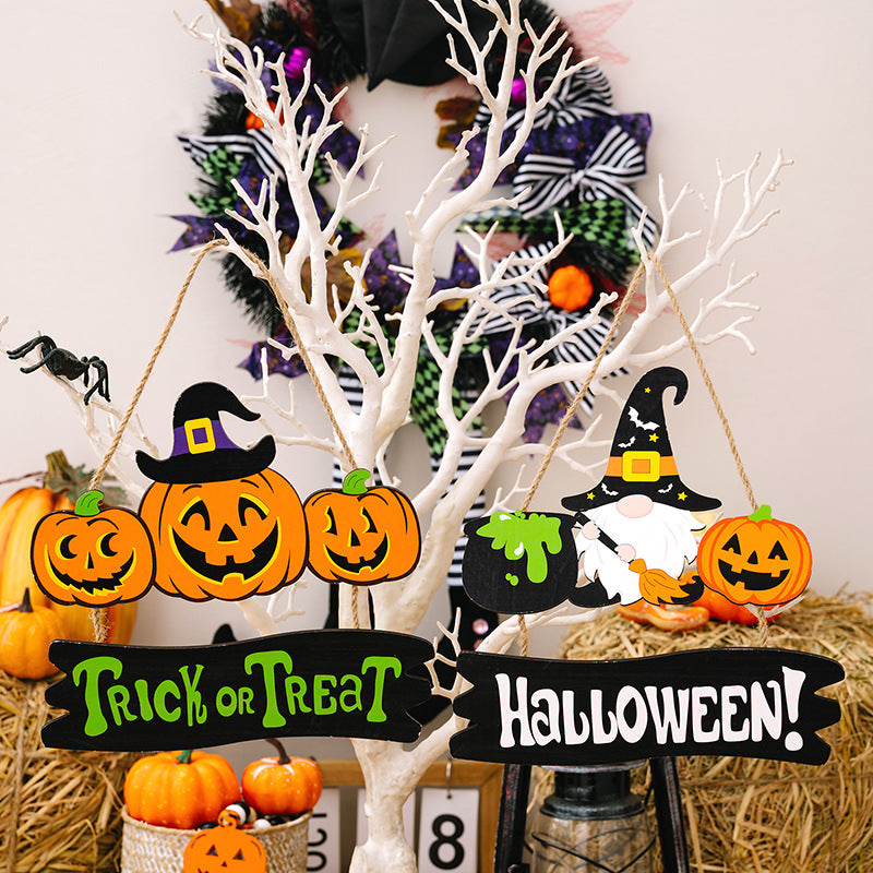 HALLOWEEN TRICK OR TREAT Hanging Widget king-general-store-5710.myshopify.com