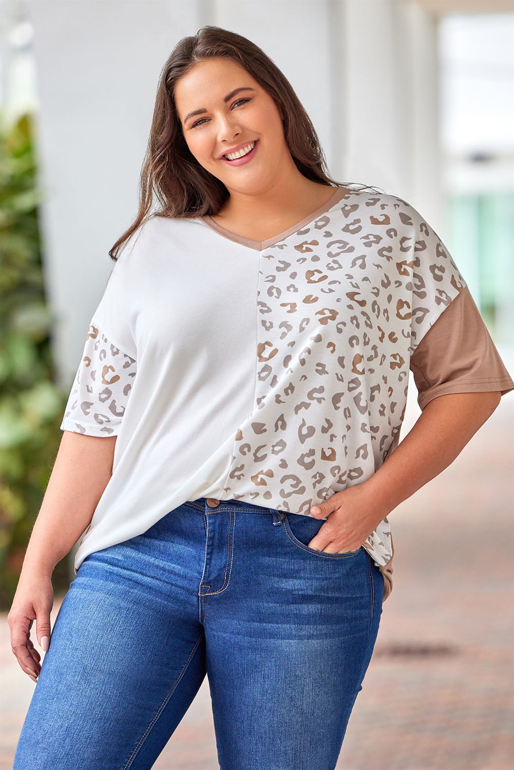 Plus Size Leopard V-Neck T-Shirt king-general-store-5710.myshopify.com