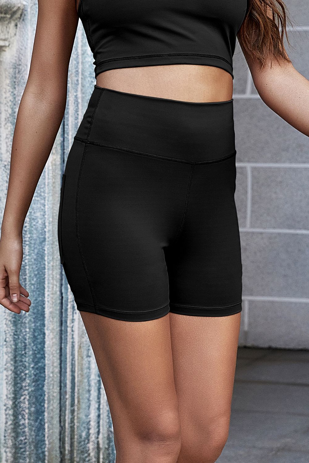 Exposed Seam Decorative Button Yoga Shorts king-general-store-5710.myshopify.com