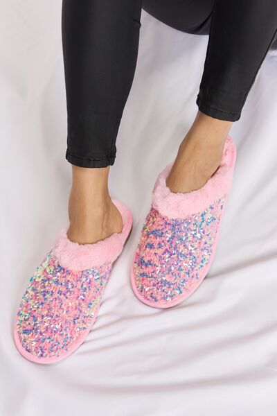 Forever Link Sequin Plush Round Toe Slippers king-general-store-5710.myshopify.com