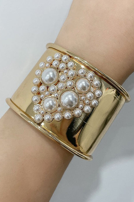 Heart Pearl Open Bracelet king-general-store-5710.myshopify.com