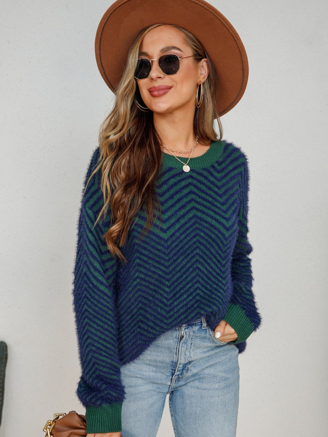 Round Neck Long Sleeve Sweater king-general-store-5710.myshopify.com