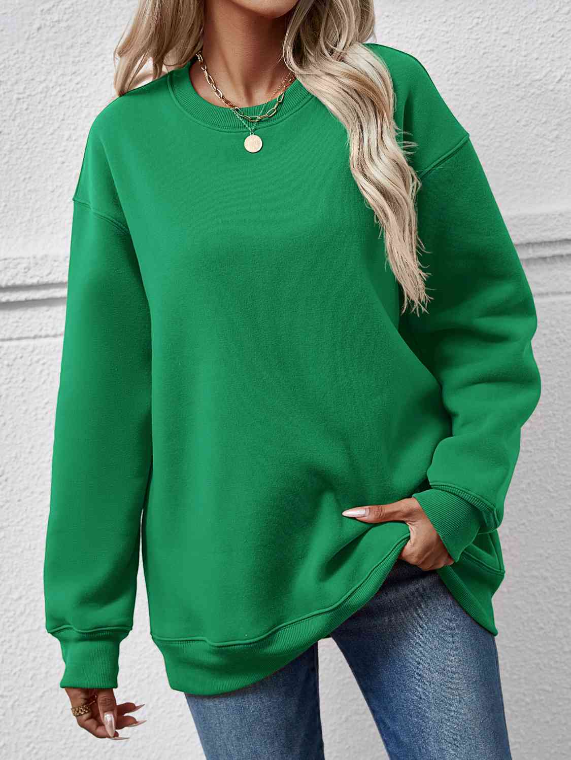 Round Neck Long Sleeve Sweatshirt king-general-store-5710.myshopify.com