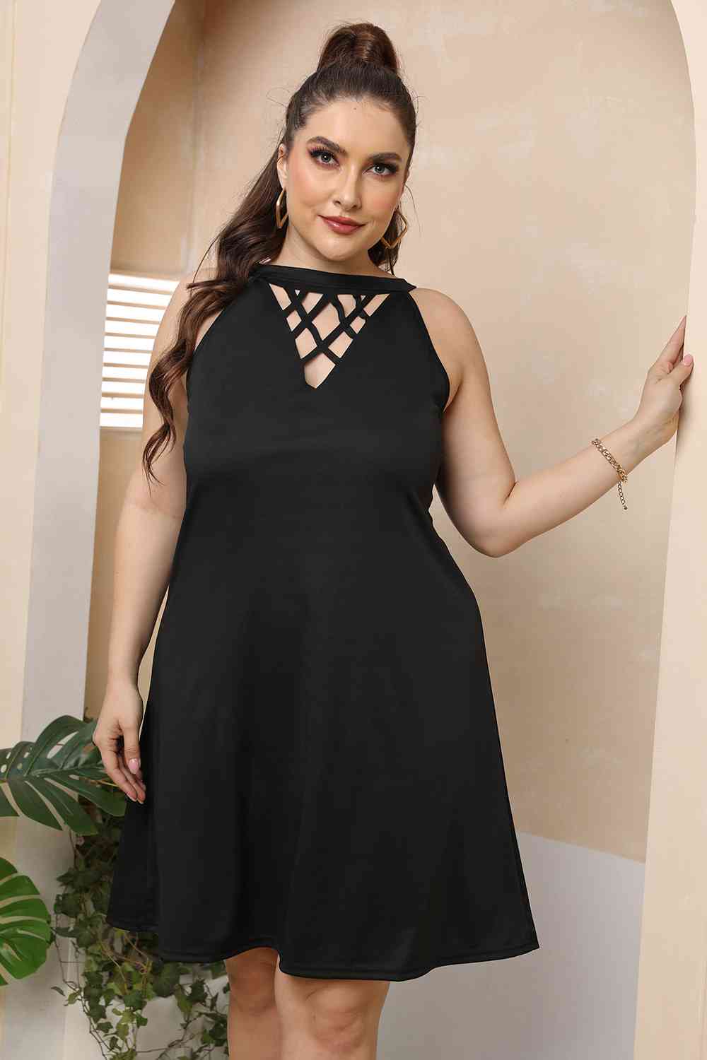 Plus Size Cutout Round Neck Sleeveless Dress king-general-store-5710.myshopify.com