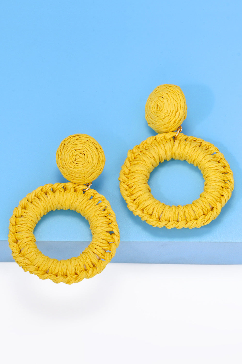 Round Shape Raffia Grass Dangle Earrings king-general-store-5710.myshopify.com