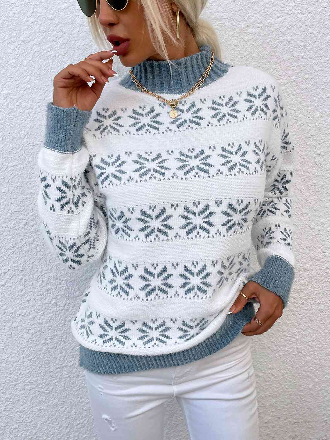 Snowflake Pattern Mock Neck Sweater king-general-store-5710.myshopify.com