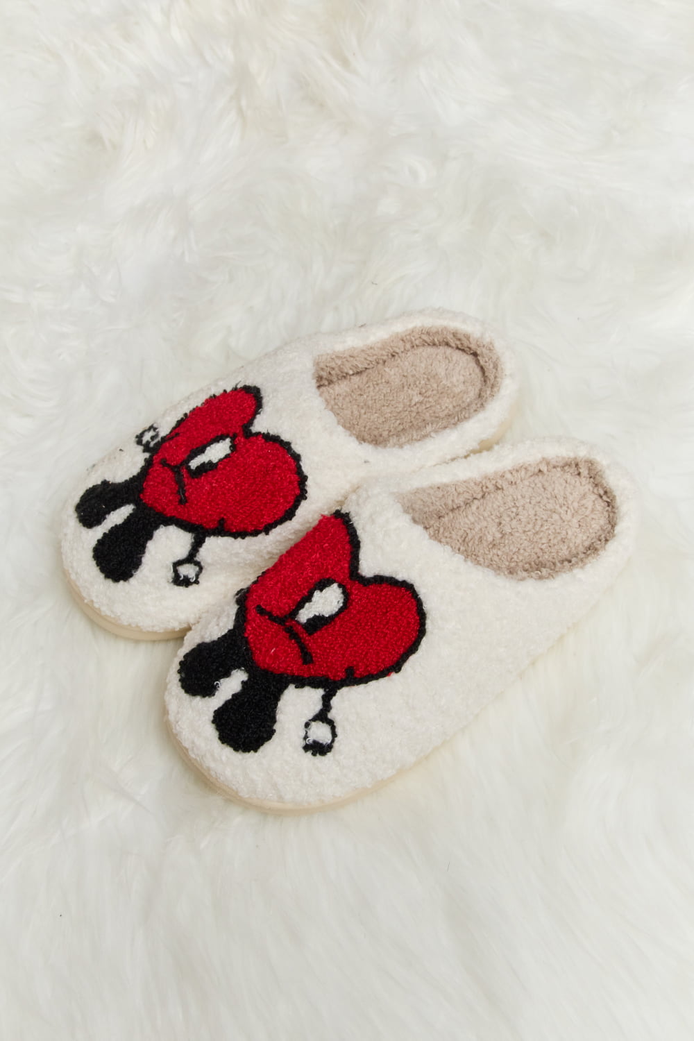 Melody Love Heart Print Plush Slippers king-general-store-5710.myshopify.com